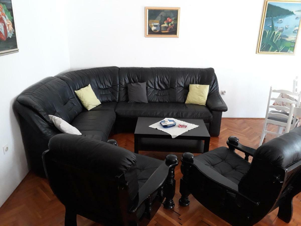 Vila Lokvanj Ližnjan المظهر الخارجي الصورة